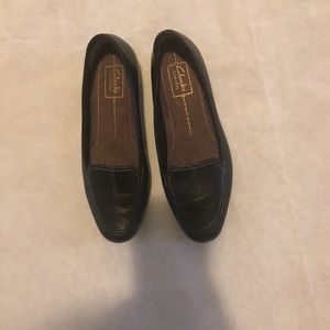 Clarks Everyday Slip on Black Loafers Leather 7.5M